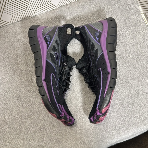 Fila skele-toes shoes women’s 7.5 7 1/2 Stylish Black and Purple Women's Shoes - Picture 4 of 11